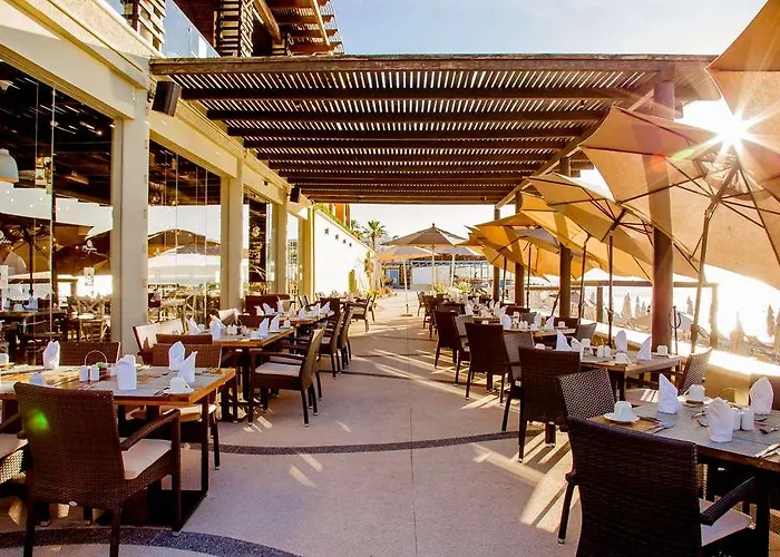 Hotel Casa Dorada Cabos And *